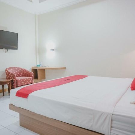 Reddoorz Near Transmart Jambi Hotel Bagian luar foto